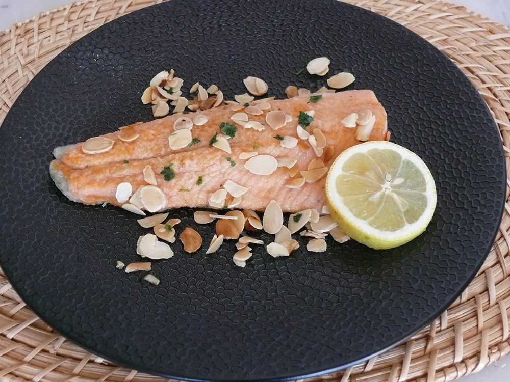 Filet de truite aux amandes | VICI Solutions